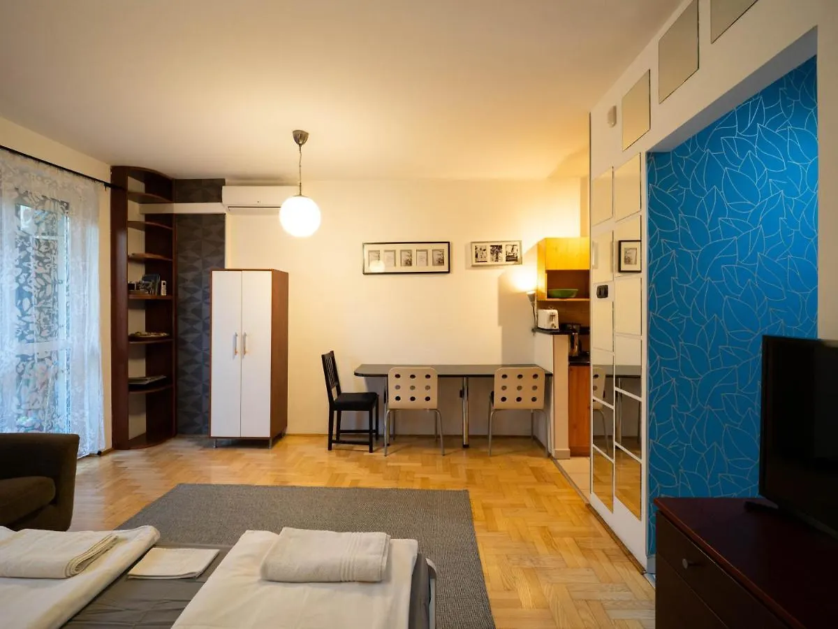 Apartment Super Cute Studio With Terrace Next To Gozsdu Passage Budapest