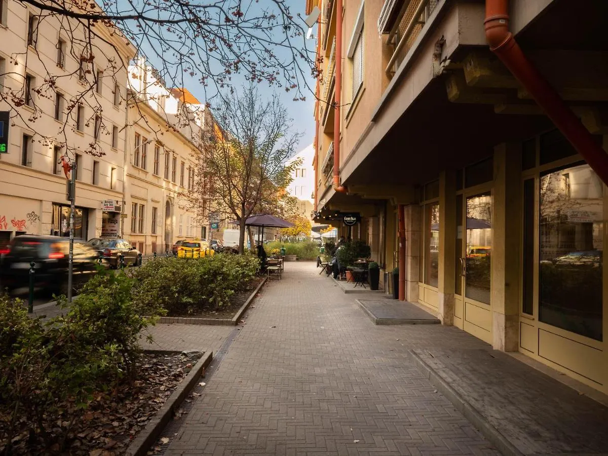 Super Cute Studio With Terrace Next To Gozsdu Passage Budapest